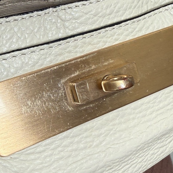 Talbots Cream Pebbled Leather Turn Lock Baguette Shoulder Bag - Picture 8 of 16